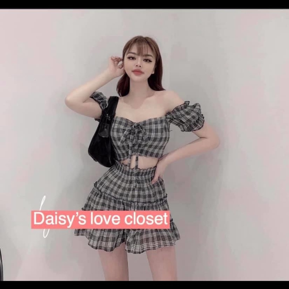 Set 2 pieces with caro stripes